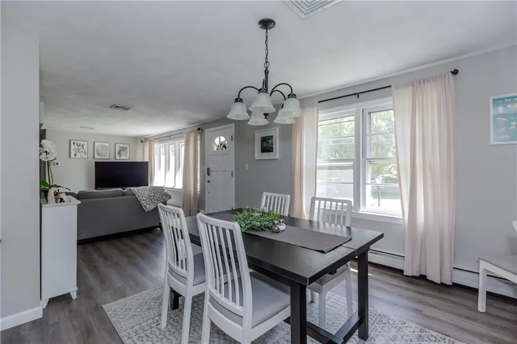 127 Street Agnes Avenue Woonsocket RI 02895