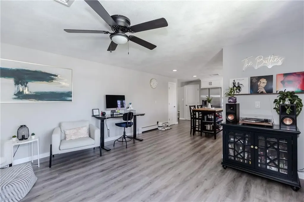 127 Street Agnes Avenue Woonsocket RI 02895