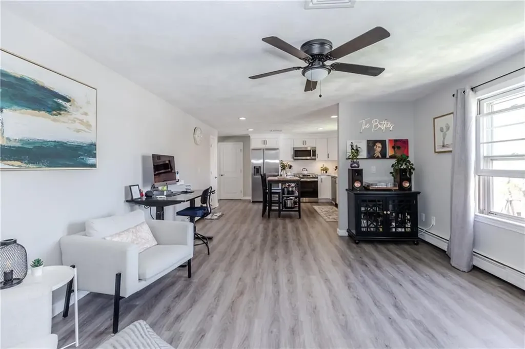 127 Street Agnes Avenue Woonsocket RI 02895