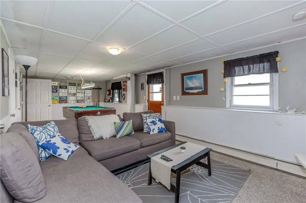 127 Street Agnes Avenue Woonsocket RI 02895