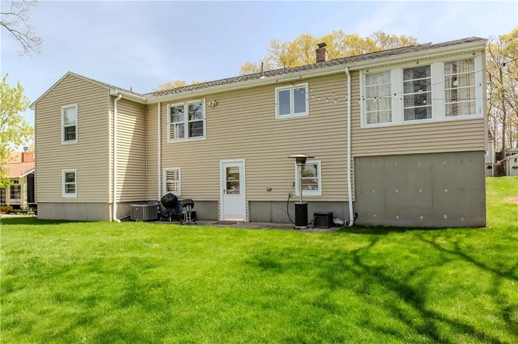 127 Street Agnes Avenue Woonsocket RI 02895