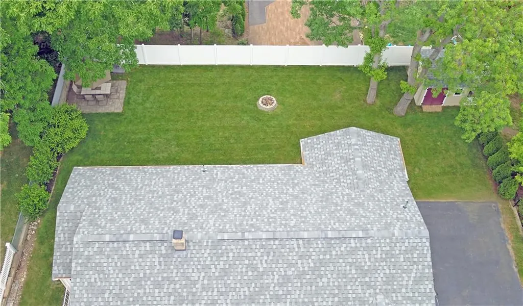 127 Street Agnes Avenue Woonsocket RI 02895