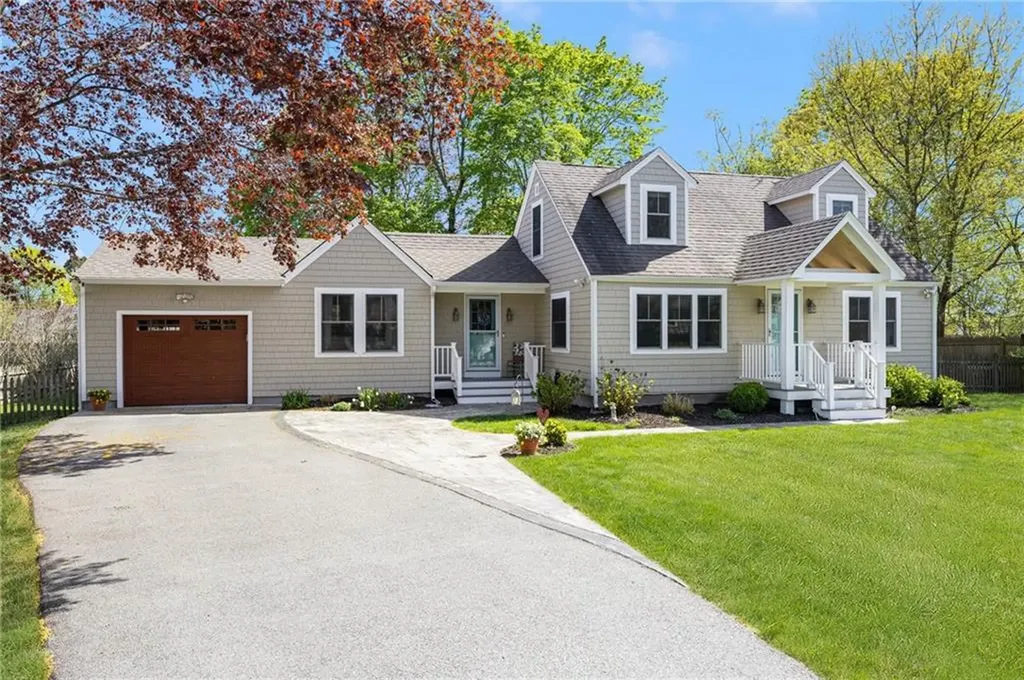 236 Ives Road Warwick RI 02818