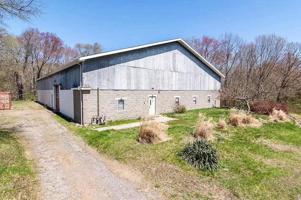 102 Dean Knauss Drive Narragansett RI 02882