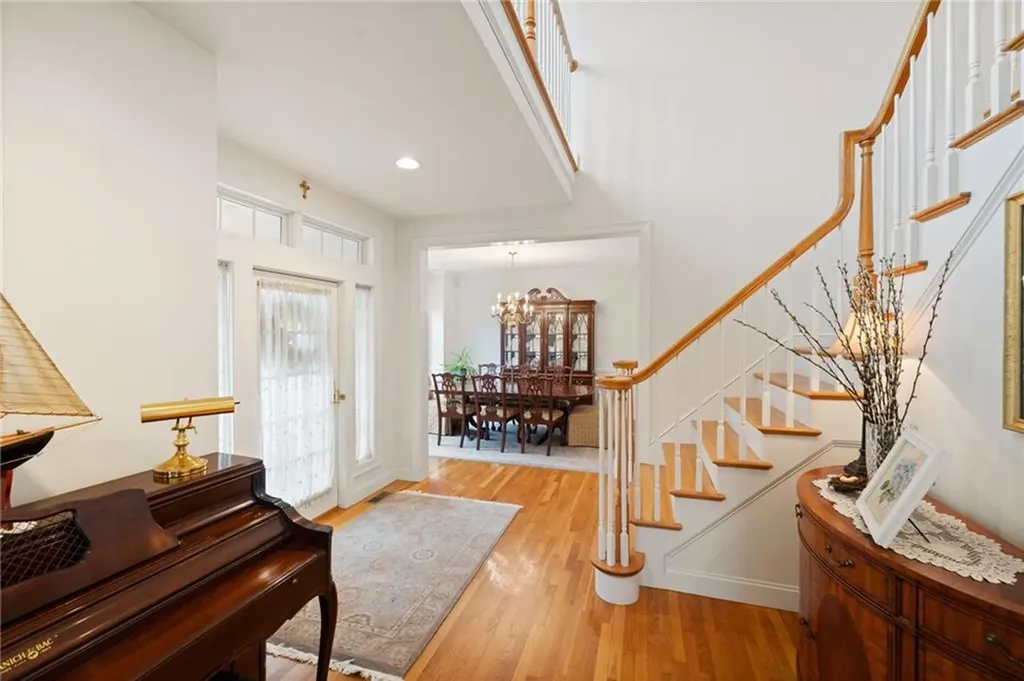 153 Sakonnet Ridge Drive Tiverton RI 02878