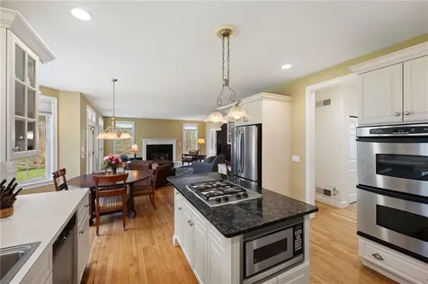 153 Sakonnet Ridge Drive Tiverton RI 02878