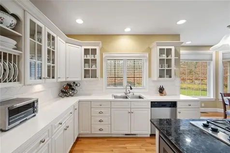 153 Sakonnet Ridge Drive Tiverton RI 02878