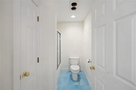 153 Sakonnet Ridge Drive Tiverton RI 02878