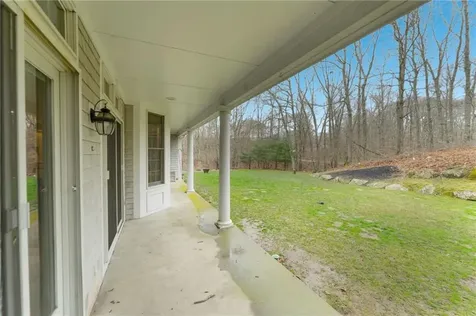 153 Sakonnet Ridge Drive Tiverton RI 02878