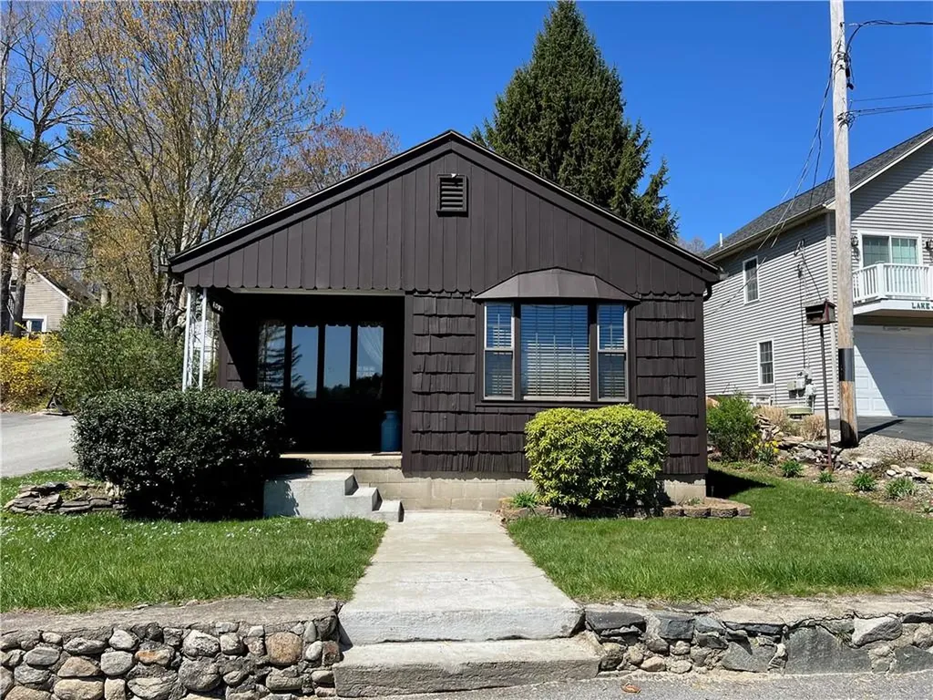 199 Lake Shore Drive Burrillville RI 02859