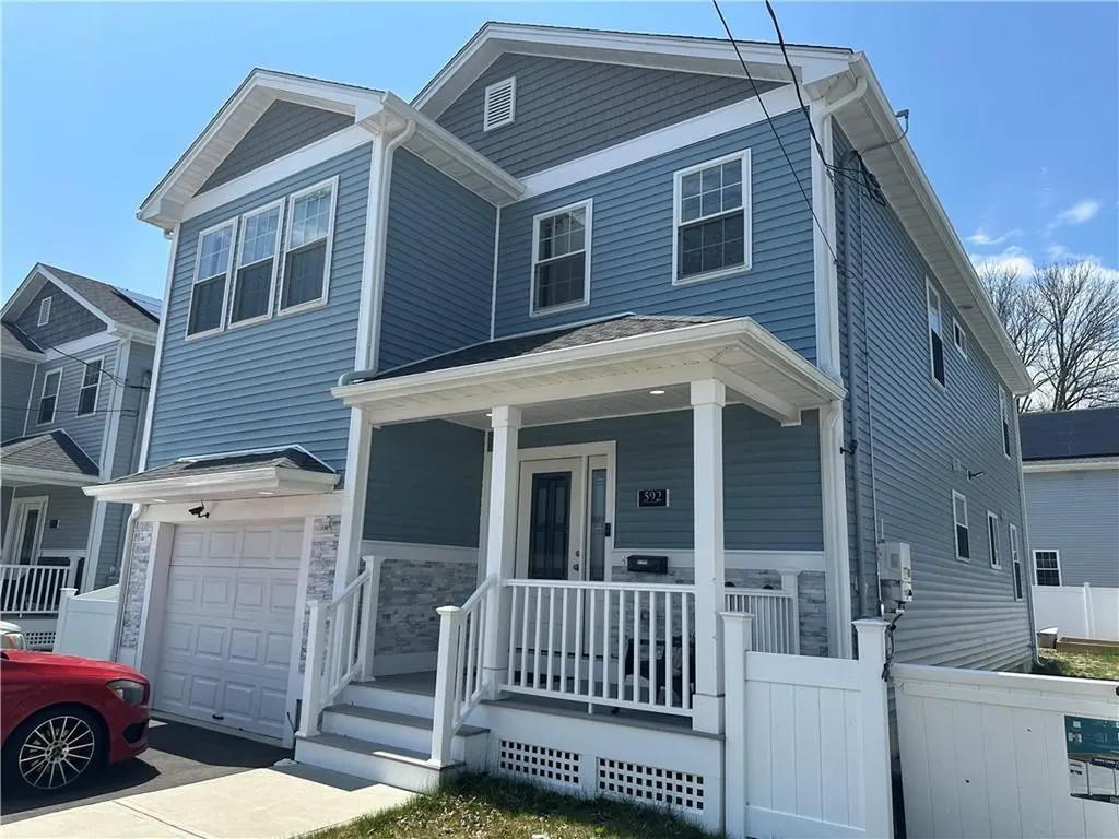 592 Smithfield Avenue Pawtucket RI 02860