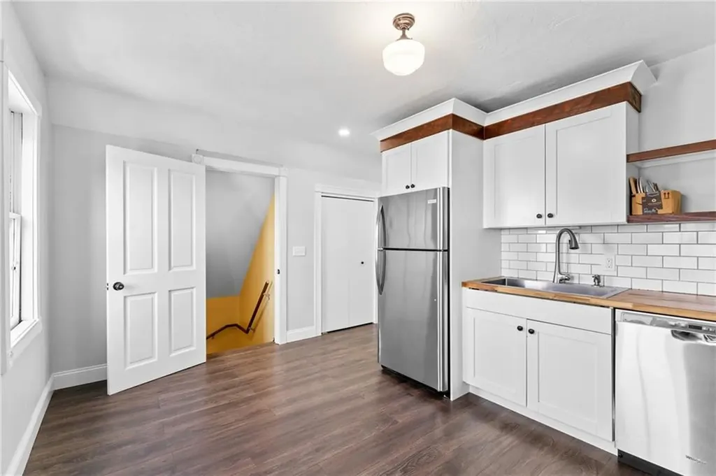 49 Princeton Avenue Providence RI 02907