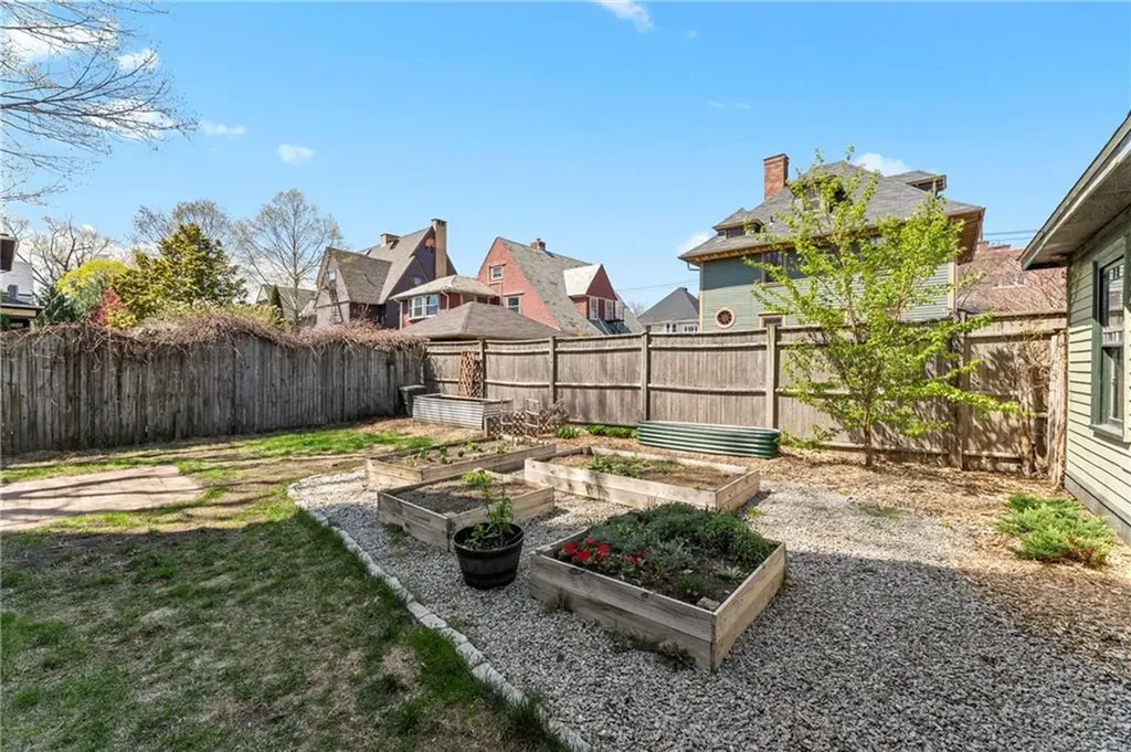 49 Princeton Avenue Providence RI 02907