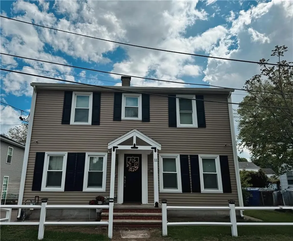 11 Crane Street Street S Pawtucket RI 02860