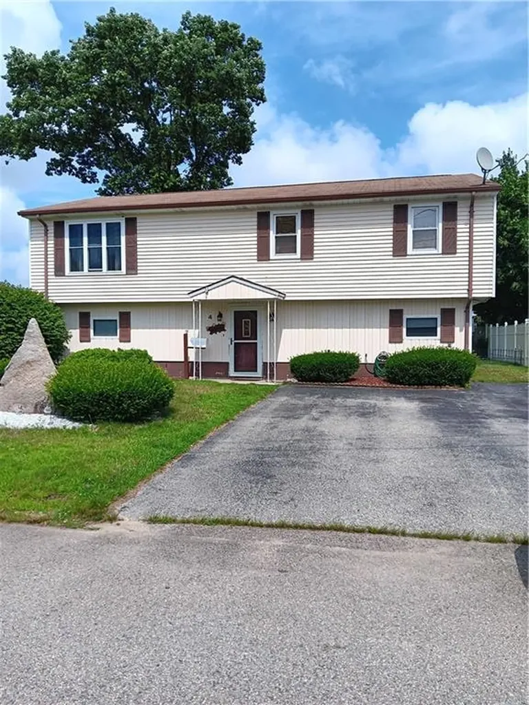 4 Belaire Drive Johnston RI 02919