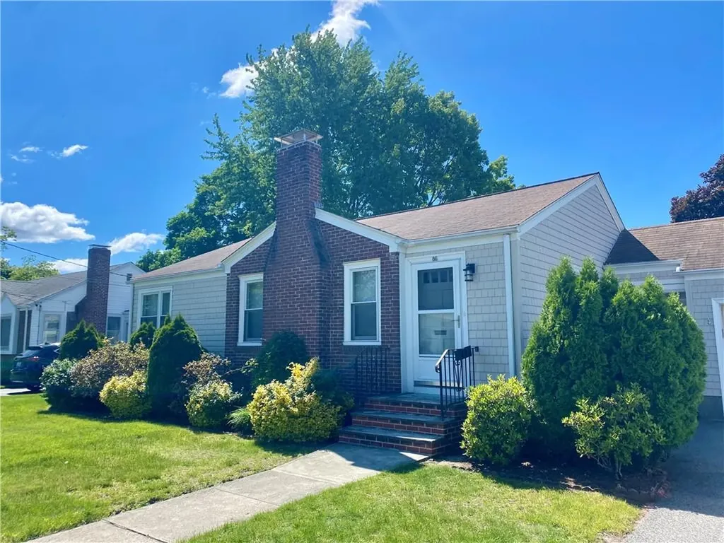 86 Barstow Road Warwick RI 02888