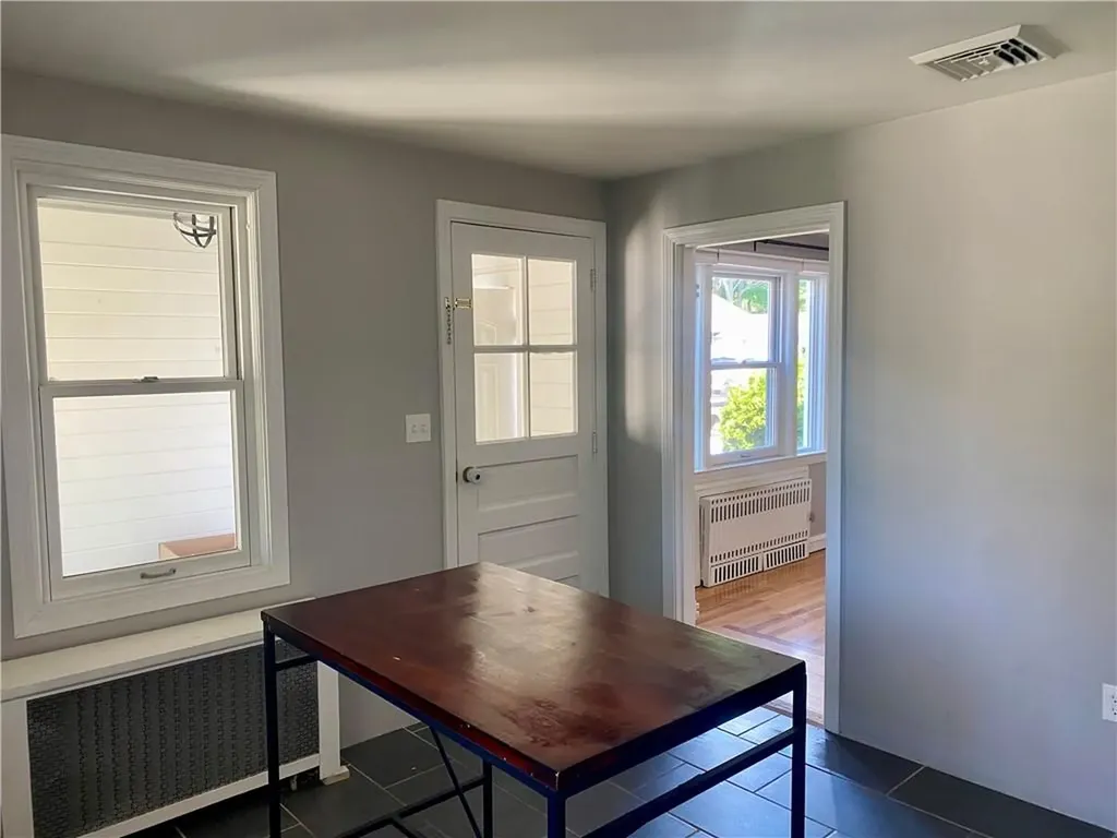 86 Barstow Road Warwick RI 02888