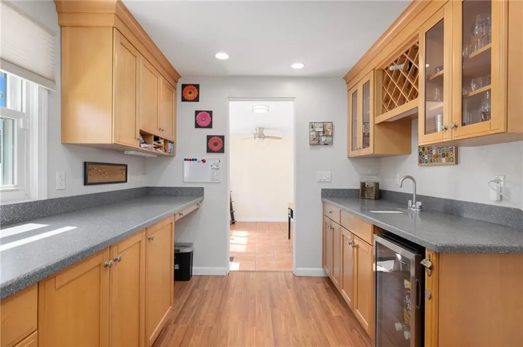289 Oliphant Lane Middletown RI 02842