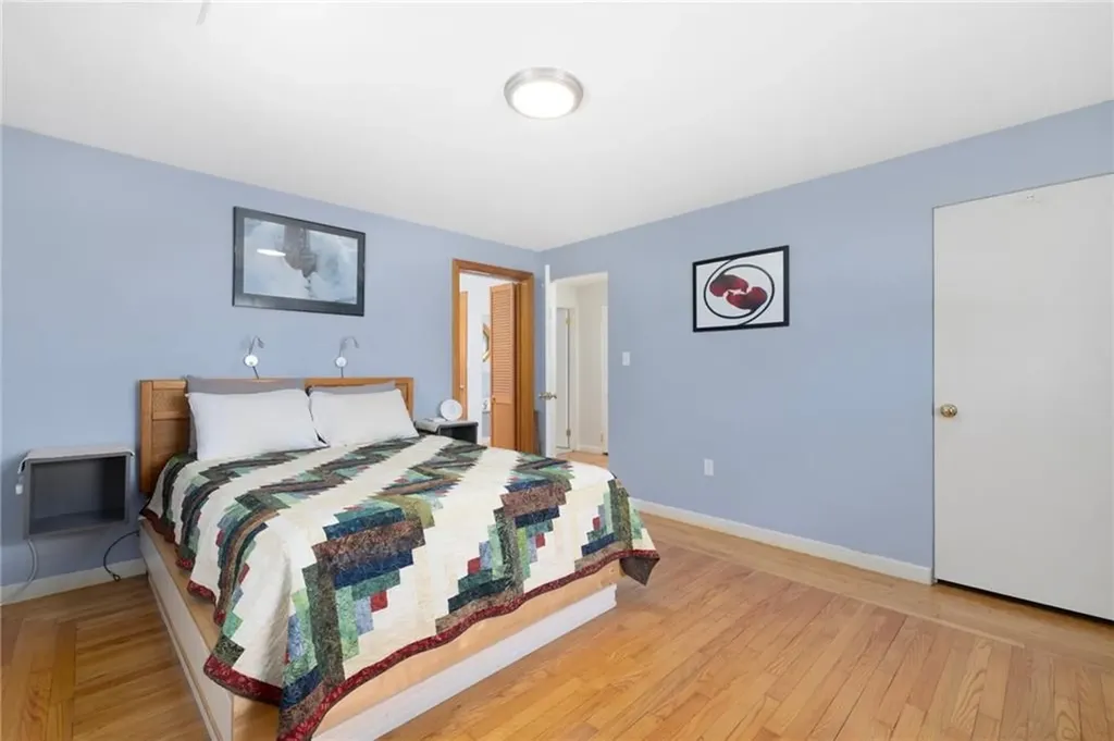 289 Oliphant Lane Middletown RI 02842