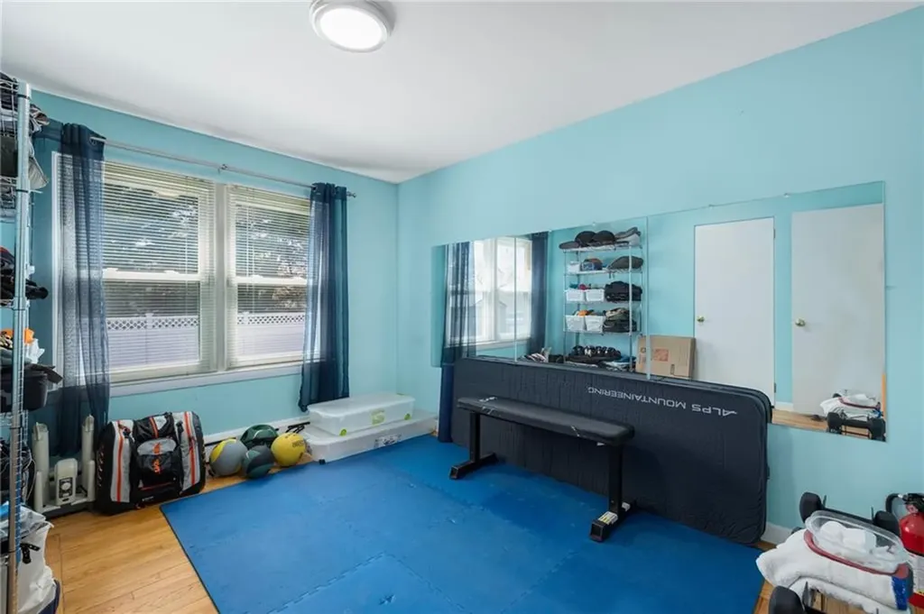289 Oliphant Lane Middletown RI 02842