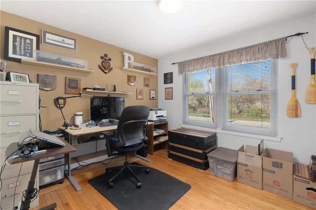 289 Oliphant Lane Middletown RI 02842