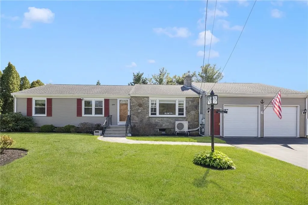 289 Oliphant Lane Middletown RI 02842