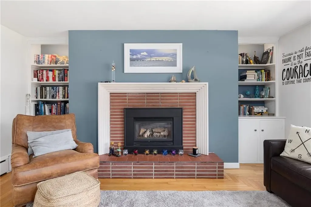 289 Oliphant Lane Middletown RI 02842