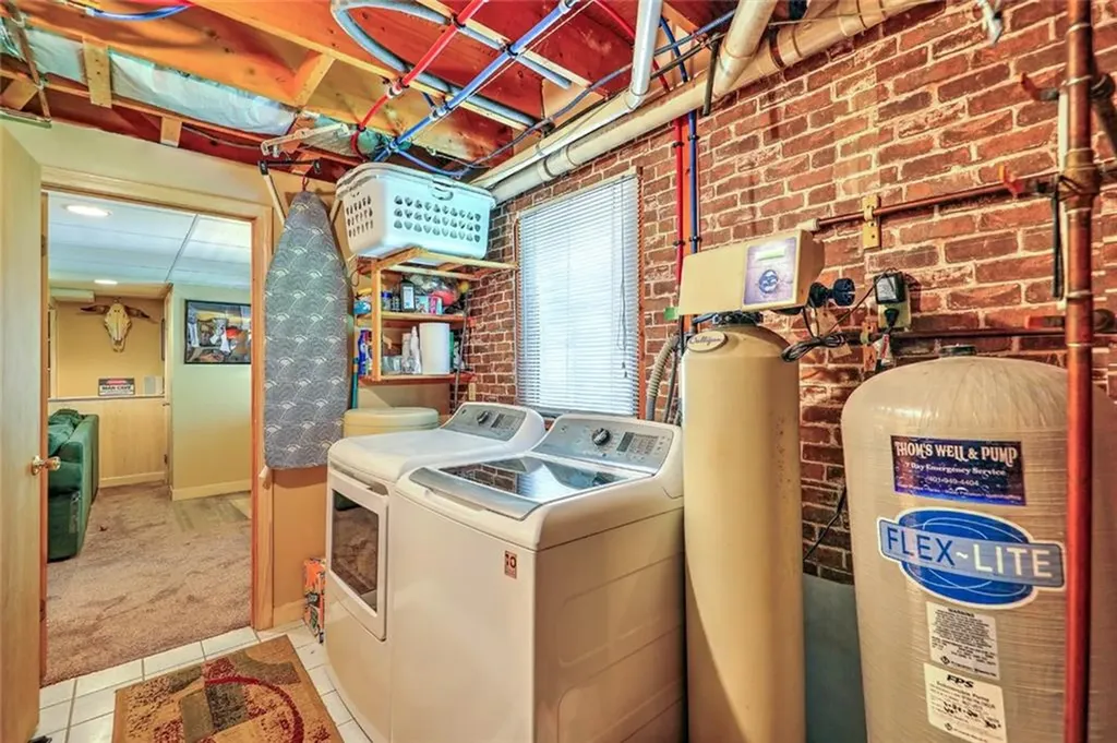 89 Swan Road Smithfield RI 02917