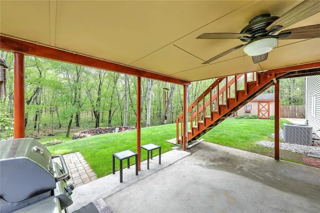 89 Swan Road Smithfield RI 02917