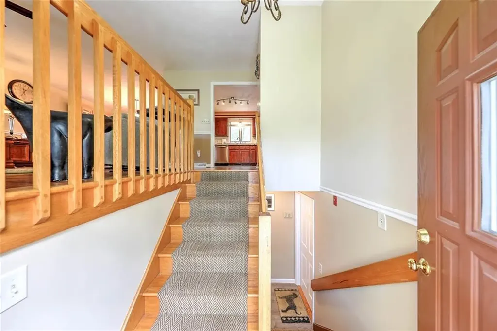 89 Swan Road Smithfield RI 02917