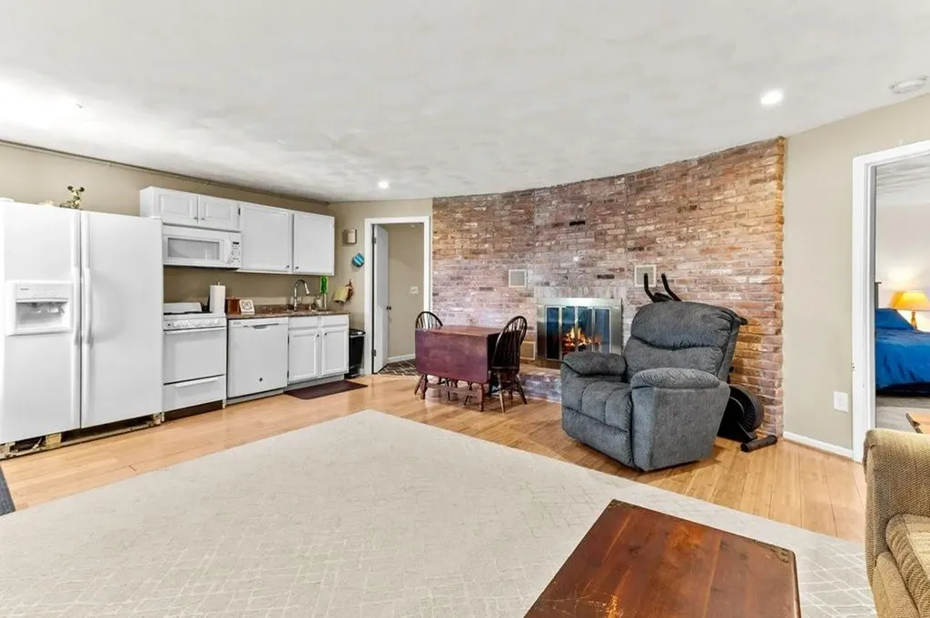 278 Taylor Road Portsmouth RI 02871