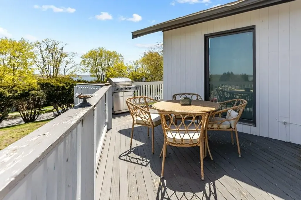 278 Taylor Road Portsmouth RI 02871