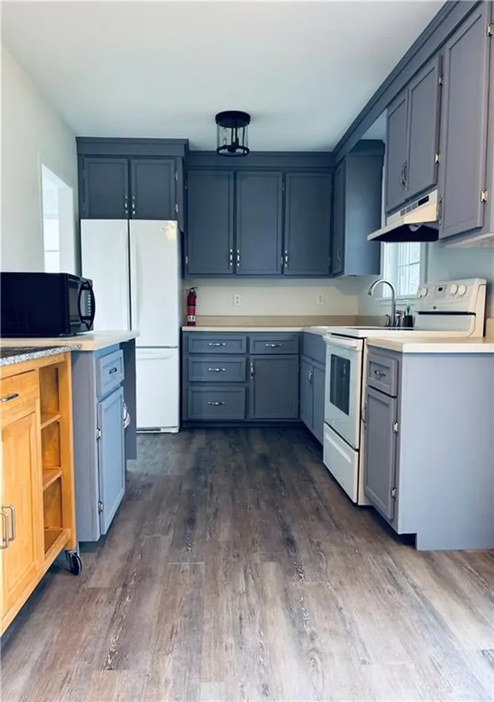 110 Fir Avenue Tiverton RI 02878