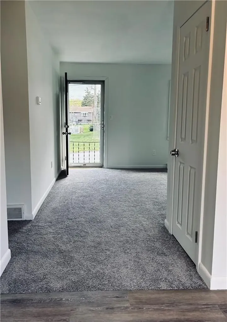 110 Fir Avenue Tiverton RI 02878