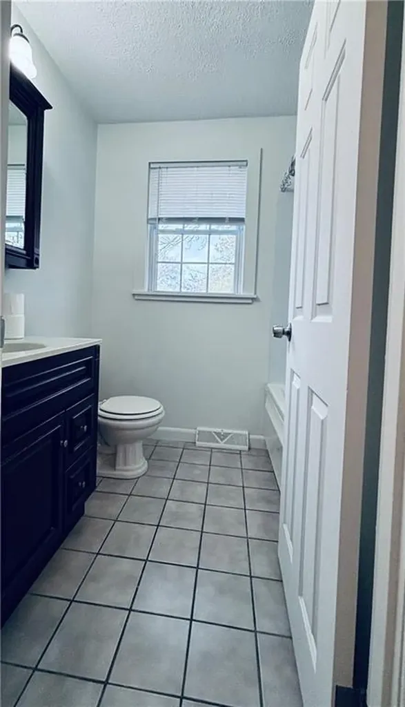 110 Fir Avenue Tiverton RI 02878