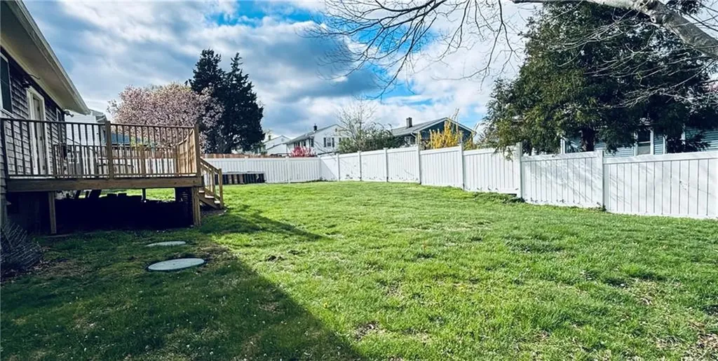 110 Fir Avenue Tiverton RI 02878