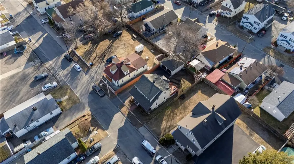 36 Bowlet Street Providence RI 02909