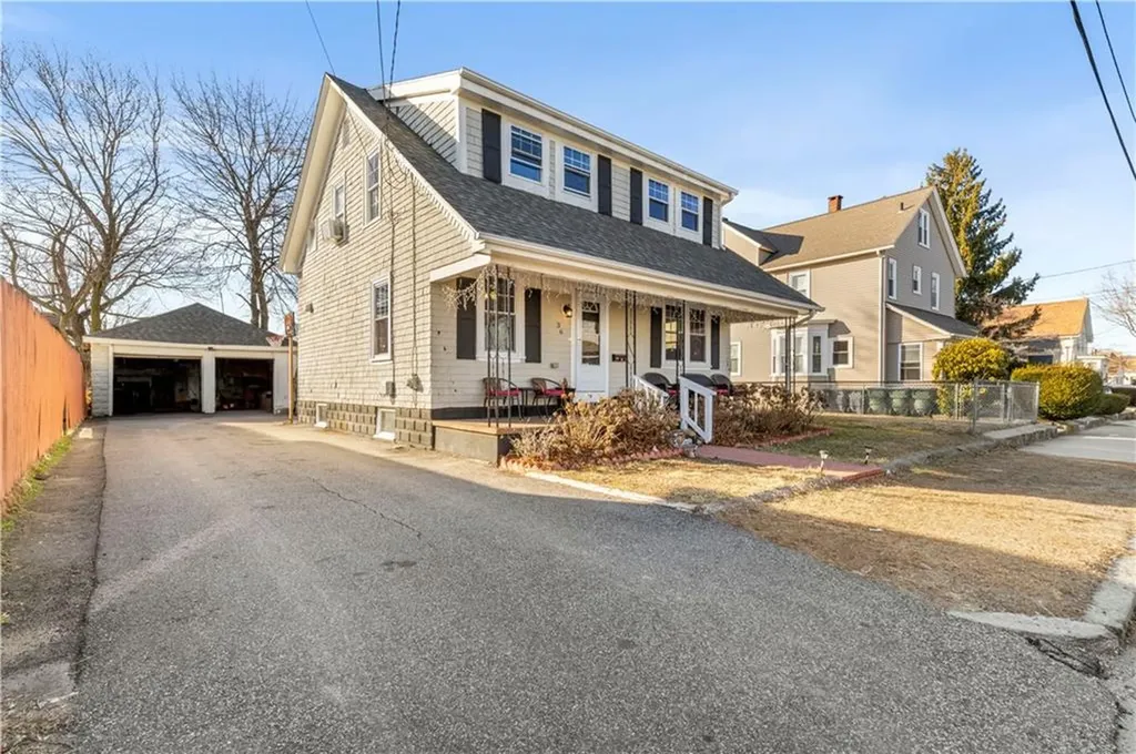 36 Bowlet Street Providence RI 02909