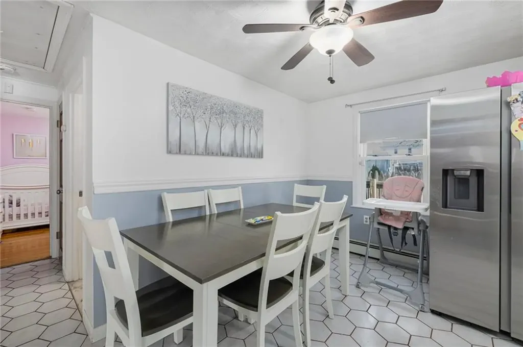 39 Meadow Avenue Cranston RI 02920