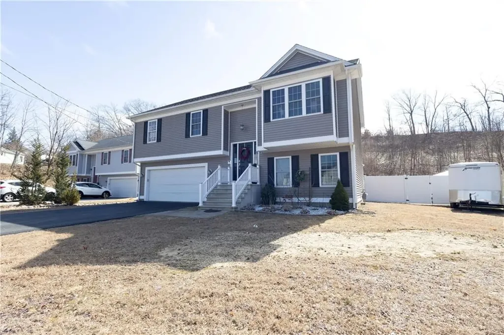 32 Dike Street Woonsocket RI 02895