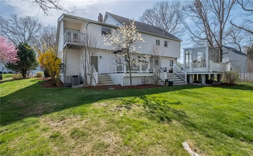 39 South Eagle Nest Drive Lincoln RI 02865