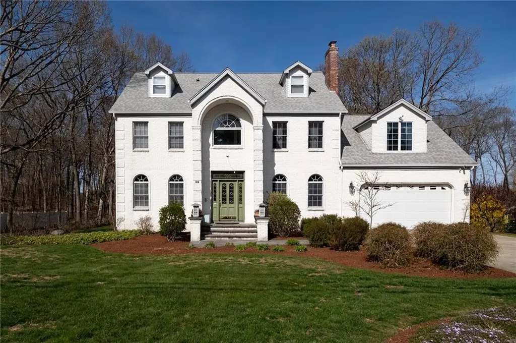 39 South Eagle Nest Drive Lincoln RI 02865