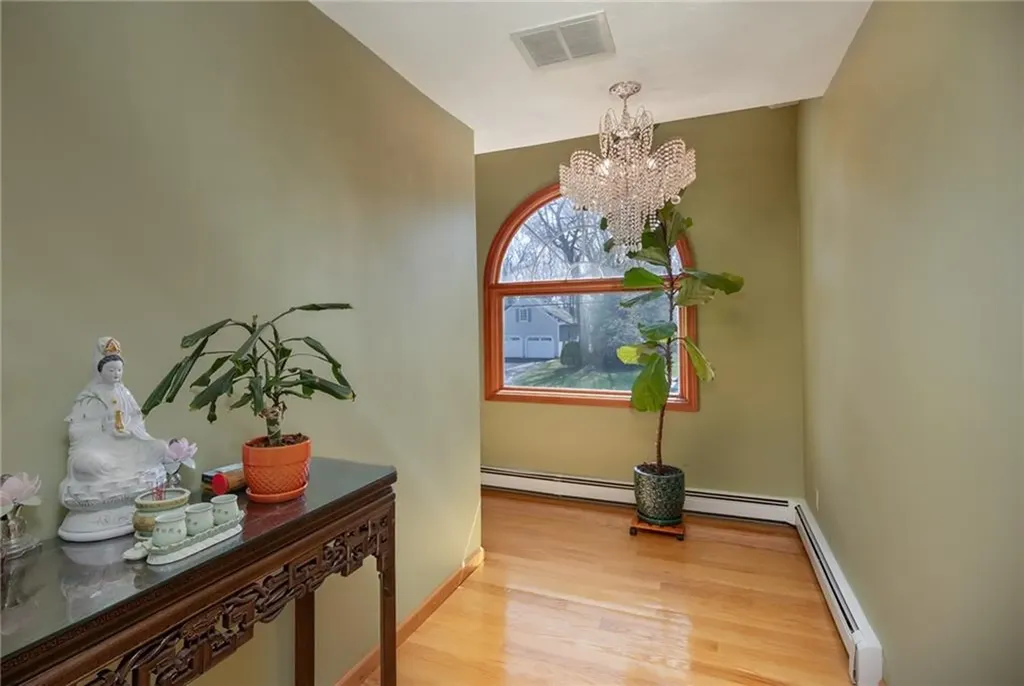 39 South Eagle Nest Drive Lincoln RI 02865