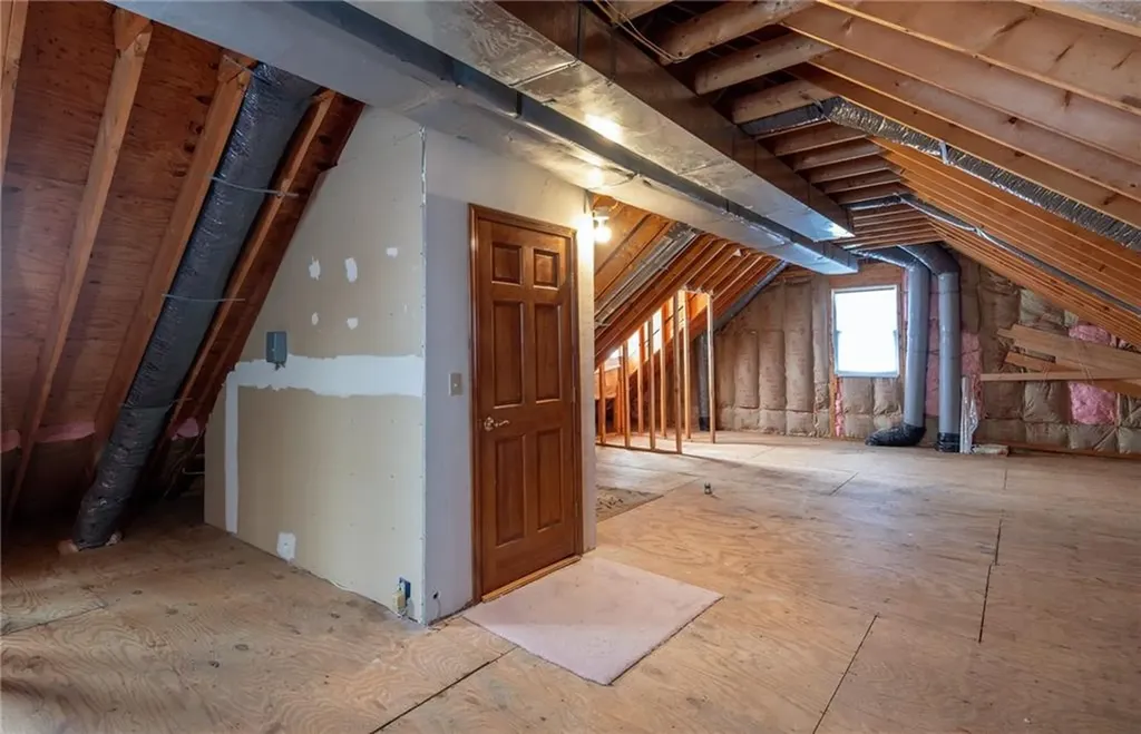 39 South Eagle Nest Drive Lincoln RI 02865