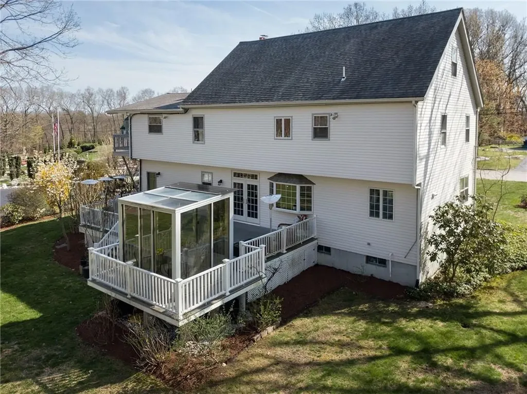 39 South Eagle Nest Drive Lincoln RI 02865