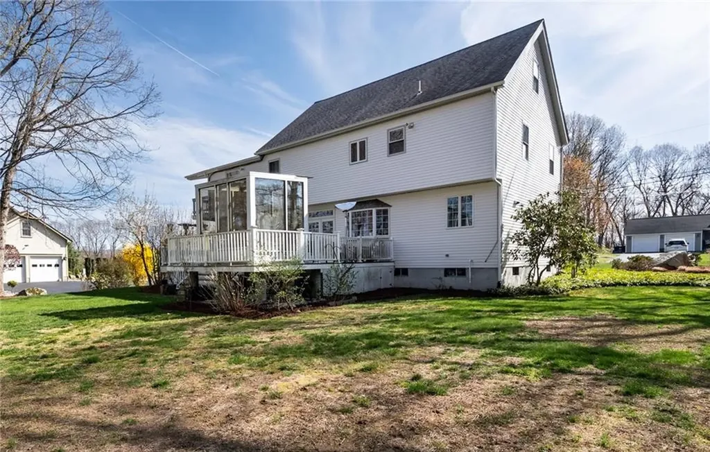 39 South Eagle Nest Drive Lincoln RI 02865