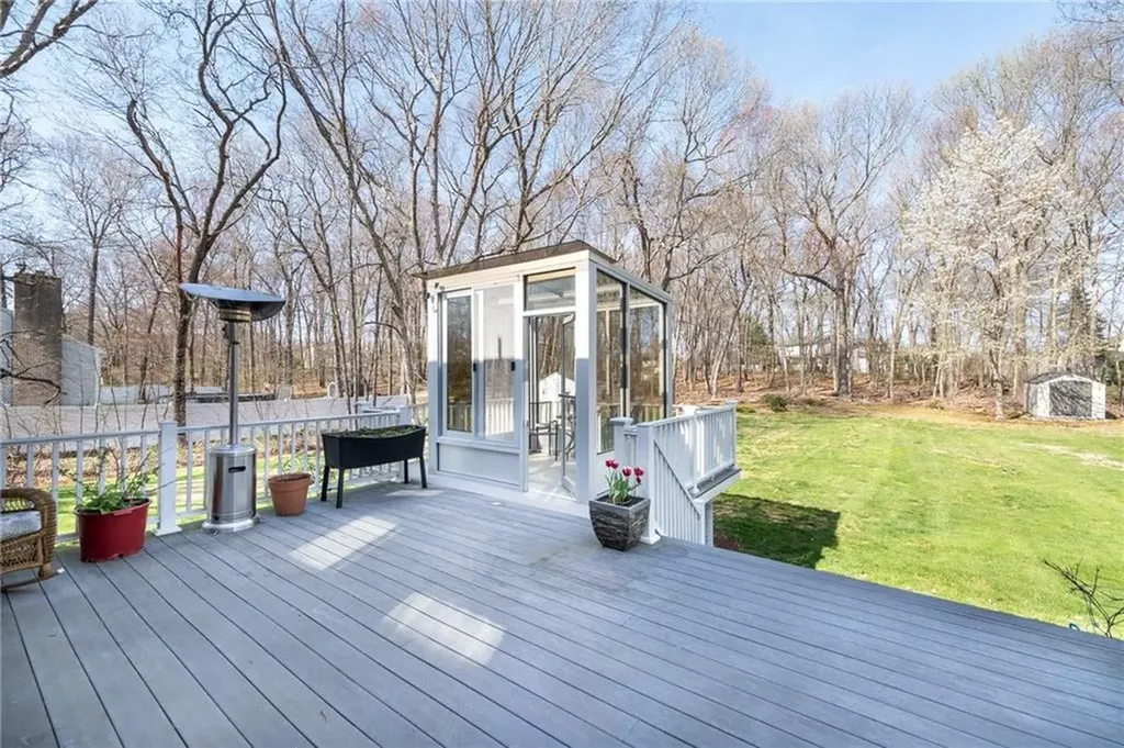 39 South Eagle Nest Drive Lincoln RI 02865