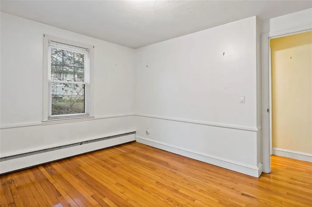 746 Love Lane Warwick RI 02818