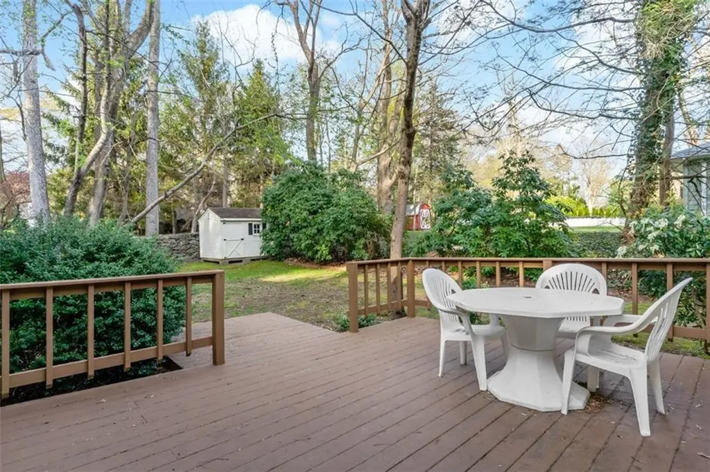 746 Love Lane Warwick RI 02818