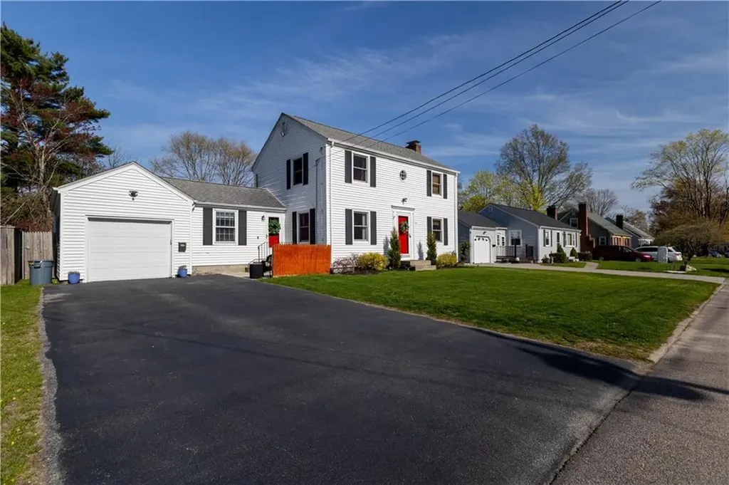 55 Knowles Drive Warwick RI 02888